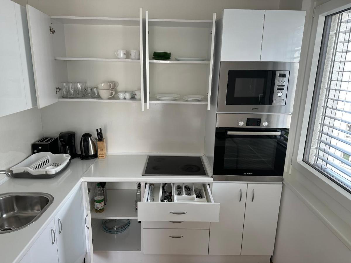 Hauptbahnhof Ferienwohnung Am Park Vienna Esterno foto
